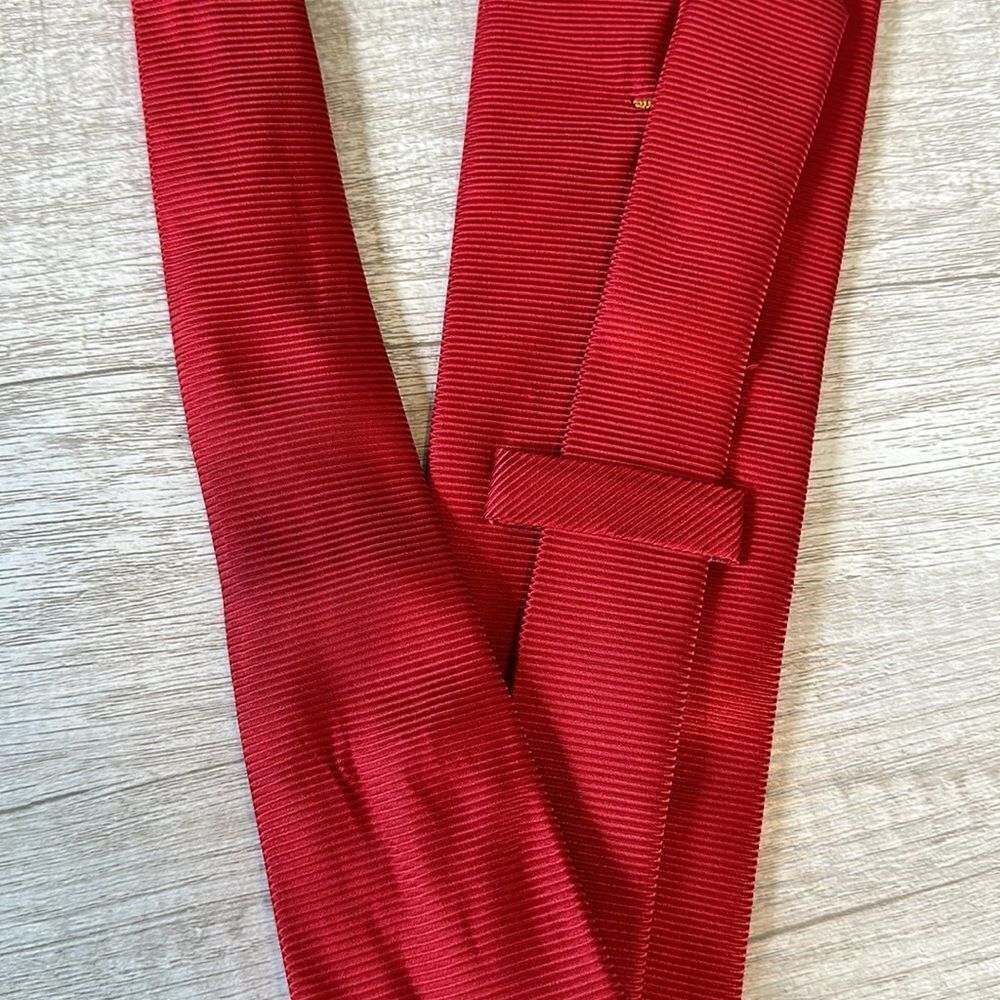 5/30 Eagle shirt maker read 100% silk tie - Picture 6 of 6